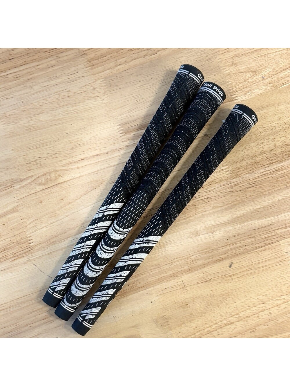 3 pcs New MIDSIZE TOUR MultiCompound Black/White Half-Cord Golf Grips OEM